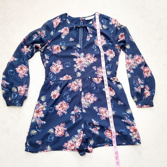 Abercrombie & Fitch Women's Navy Floral Jumpsuit Romper Long Sleeve Size 6 - Picture 8 of 10